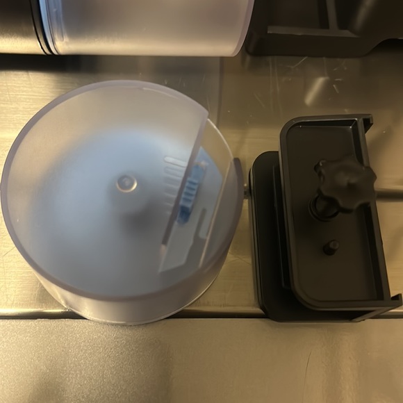 SUNSUN auto fish feeder - Picture 4 of 5